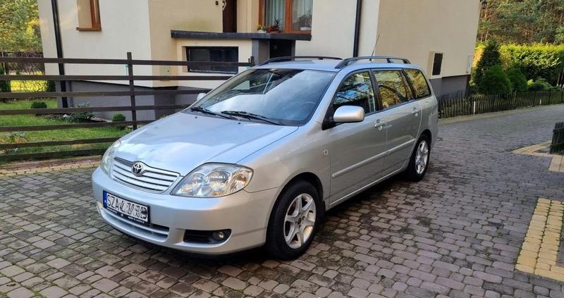 Toyota Corolla cena 11990 przebieg: 319900, rok produkcji 2005 z Ogrodzieniec małe 781